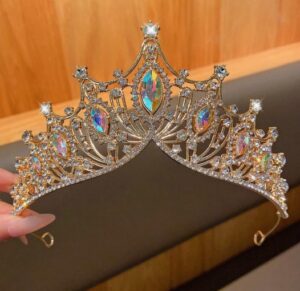 Tiaara Kuld-värviline valge kristall