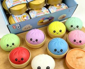 Squishi/stressipall Dumpling MINI ÜHEVÄRVILINE pelmeen (juhuslik värv) 5 cm*