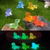 Mini dinosaurus 1,5x2,4 cm 1 tk juhuslik värv, pimeas helendav